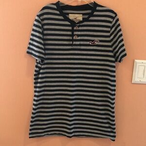 Hollister Women's Striped Shirt top Size M blue gray casual